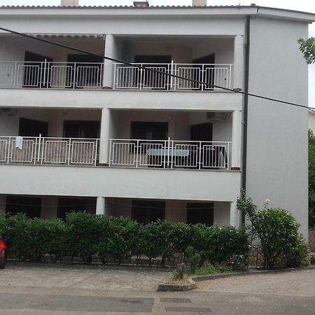 Studio Apartman Lady Apartment Njivice Exterior photo